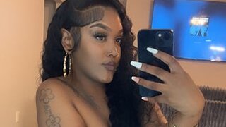 Wild_zurii Webcam